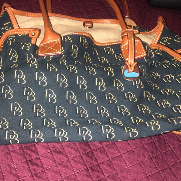 Dooney & Bourke Handbags - Handbag dooney and bourke